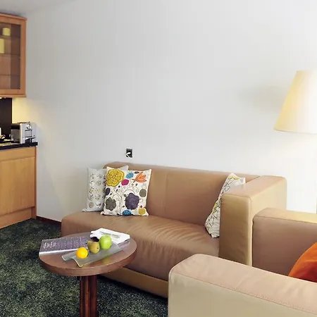 Отель Fletcher Hotel-restaurant - Den Haag 4*