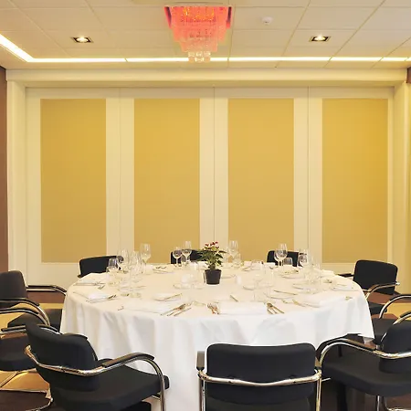 Fletcher Hotel-restaurant - Den Haag ホテル 4*