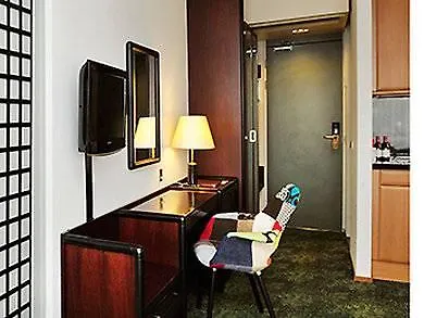 Fletcher Hotel-restaurant - Den Haag 4* Лейдсендам