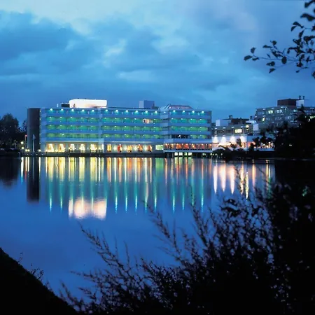 Fletcher Hotel-restaurant - Den Haag Лейдсендам