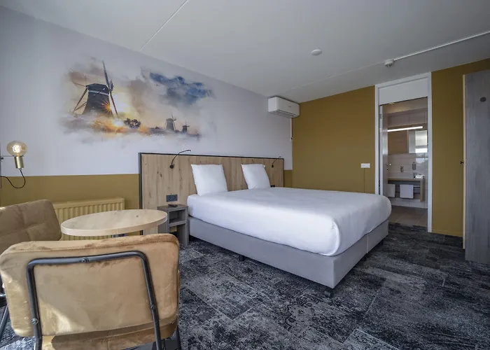 Hotel Fletcher Hotel-restaurant - Den Haag 4*