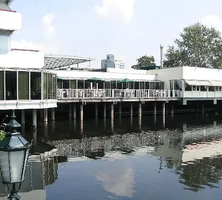 Fletcher Hotel-restaurant - Den Haag Отель 4*