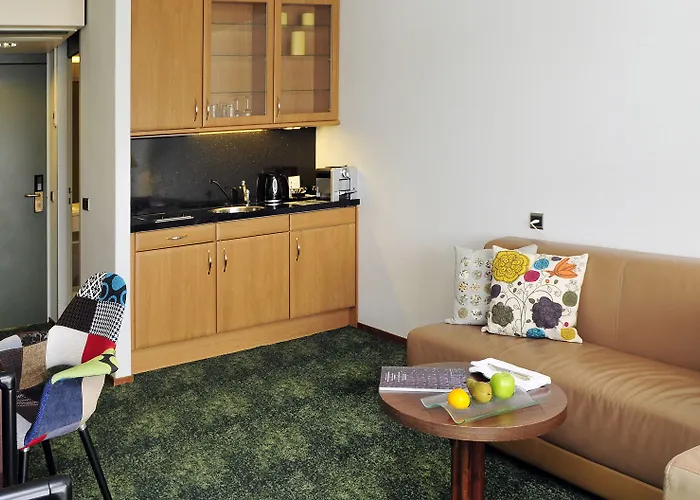 Fletcher Hotel-restaurant - Den Haag 4* ليتْسْخيندام