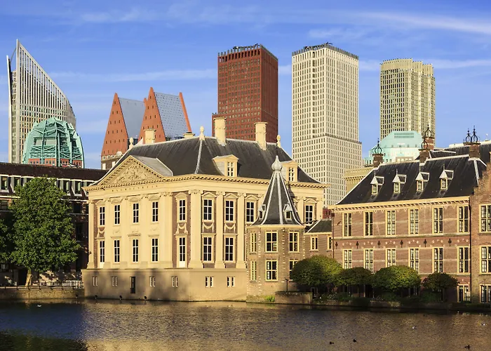 Fletcher Hotel-restaurant - Den Haag فندق 4*