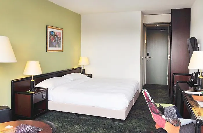 Fletcher Hotel-restaurant - Den Haag فندق